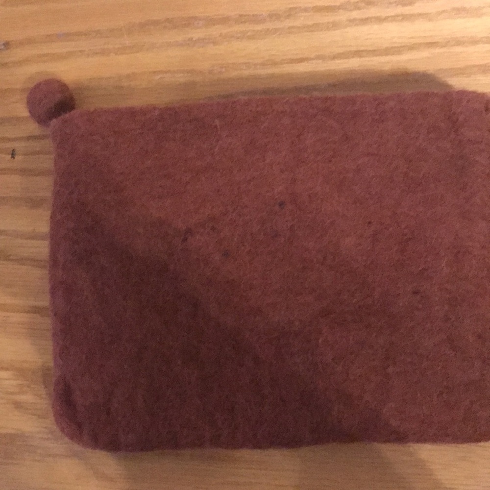 Handcrafted Floral Felt Wallet - Picture 3 of 3